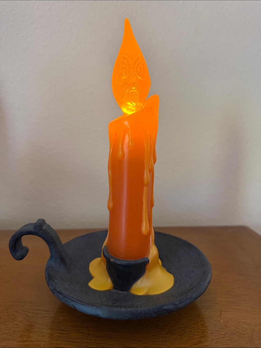 Vintage Hallmark 2006 Halloween Flickering Haunted Candle Light